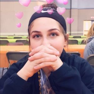 Meet your Posher, Haley